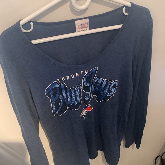 Fabulous 5th and Ocean Official Toronto Blue Jays Long Sleeve Tshirt SZ Large 🔥 - Picture 2 of 7
